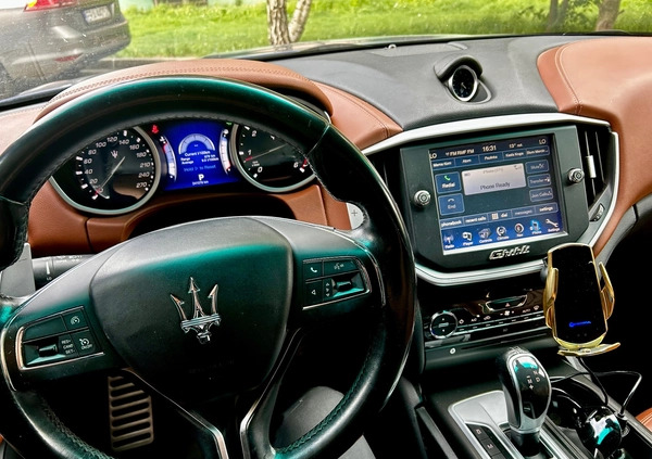 Maserati Ghibli cena 75000 przebieg: 235000, rok produkcji 2015 z Radom małe 191